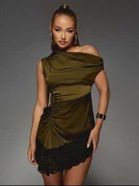 Missguided mini green dress size s